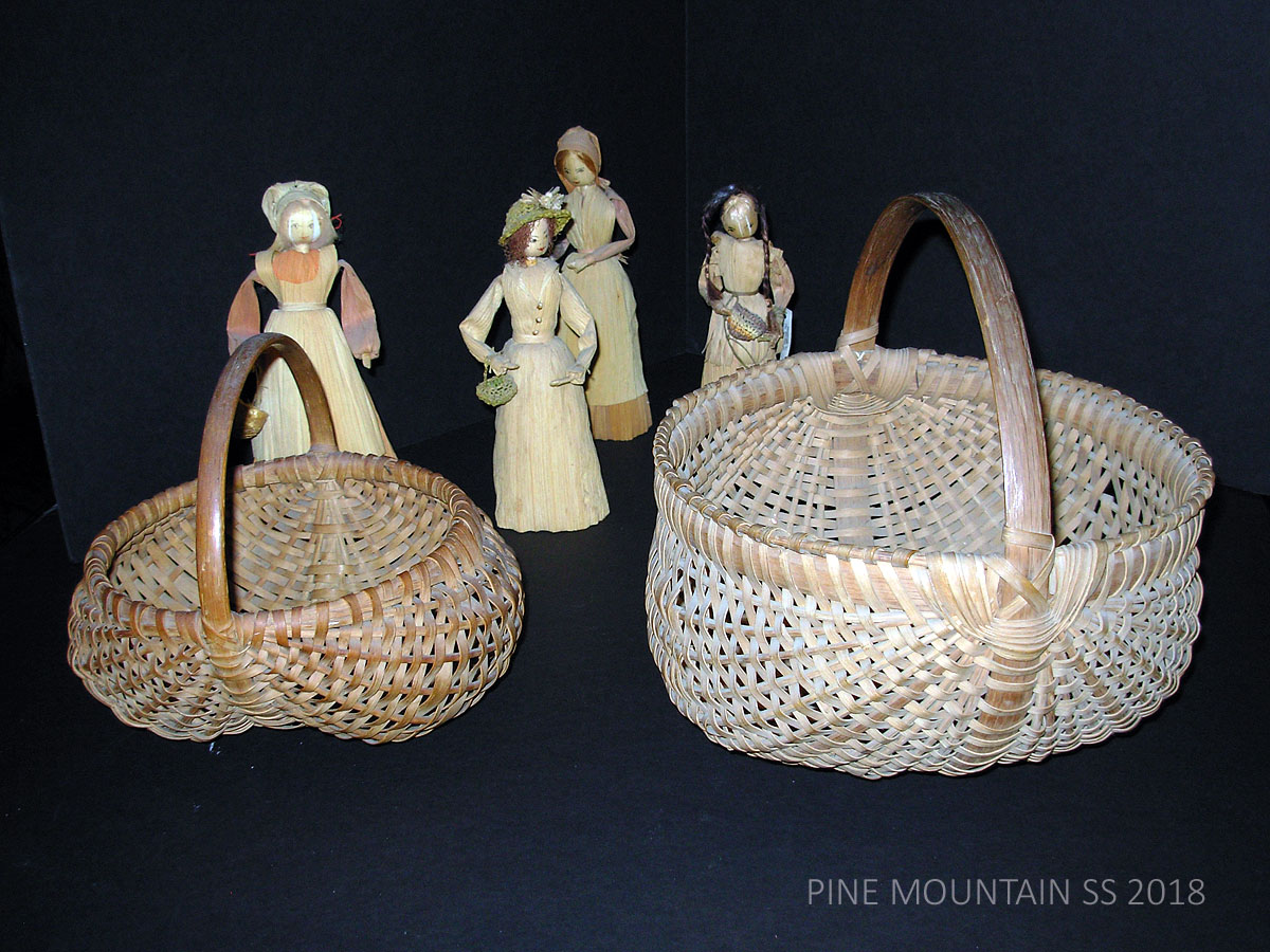 ARTS AND CRAFTS Corn Husk Dolls - PINE MOUNTAIN SETTLEMENT SCHOOL  COLLECTIONS