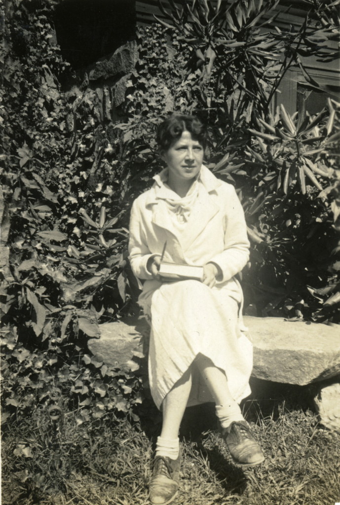 ALICE COBB Staff Trustee ; ALICE COBB 1940s Correspondence
