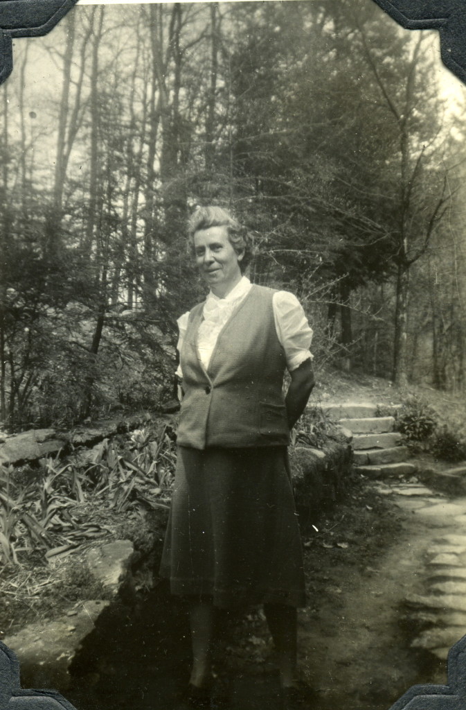GRACE M. ROOD Correspondence to Fern Hayes