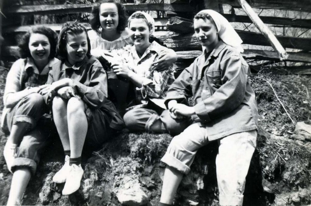 MADLYN HEMMERT Photograph Donation